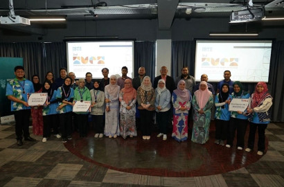 group-photo-winners